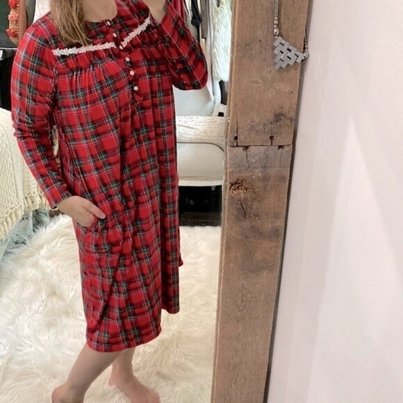 Secret Treasures red plaid night gown size small - Picture 1 of 8